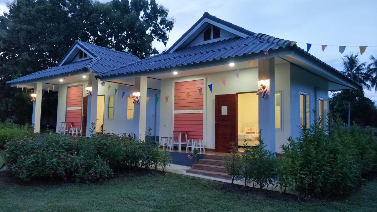 Pimpisa Garden พิมพิศา การ์เด้นท์ Villa Khuang Kom ภายนอก รูปภาพ