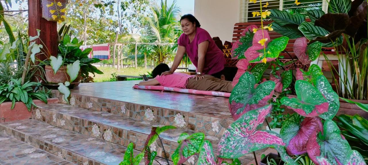 Pimpisa Garden พิมพิศา การ์เด้นท์ Villa Khuang Kom ภายนอก รูปภาพ