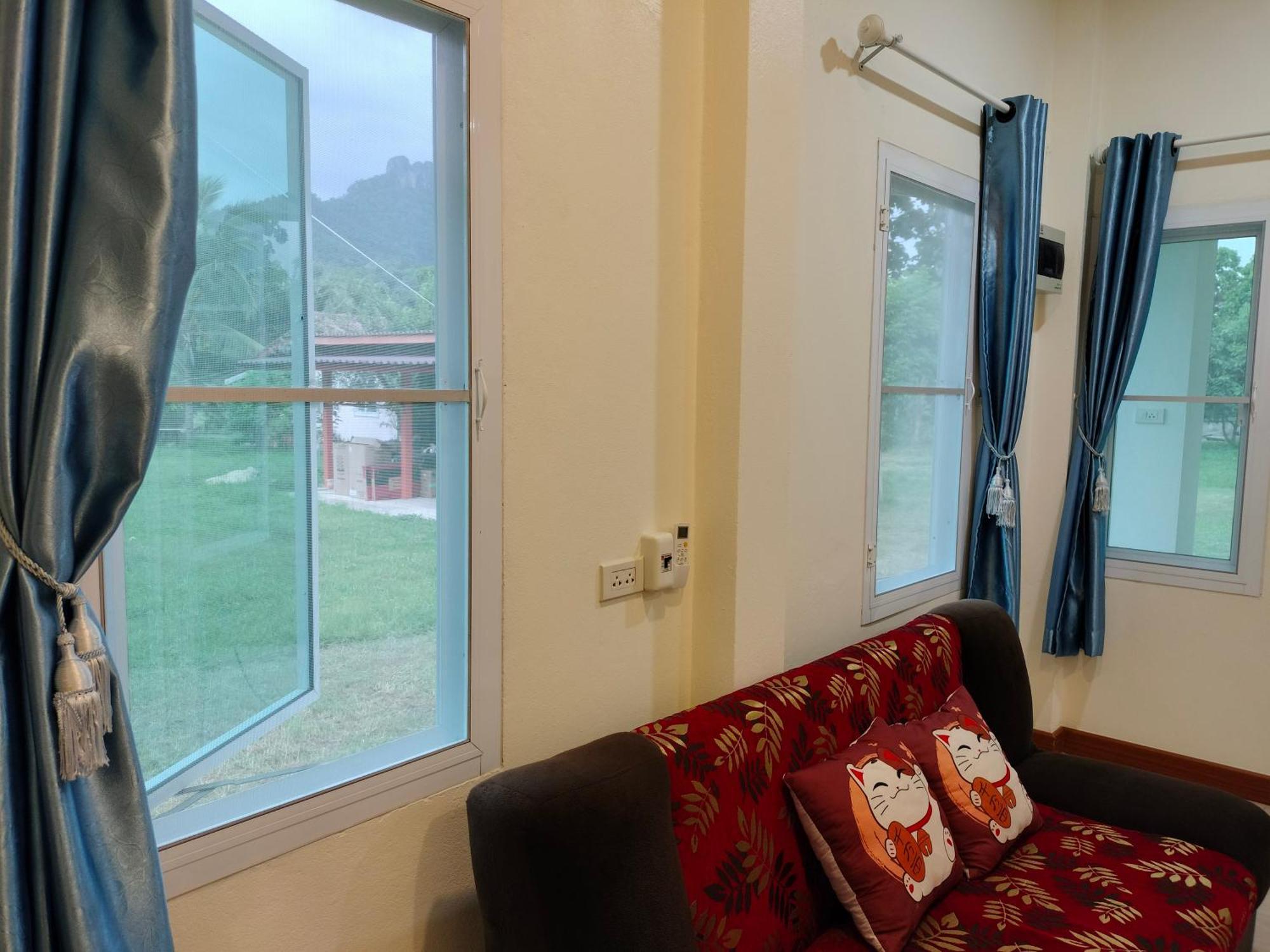 Pimpisa Garden พิมพิศา การ์เด้นท์ Villa Khuang Kom ภายนอก รูปภาพ