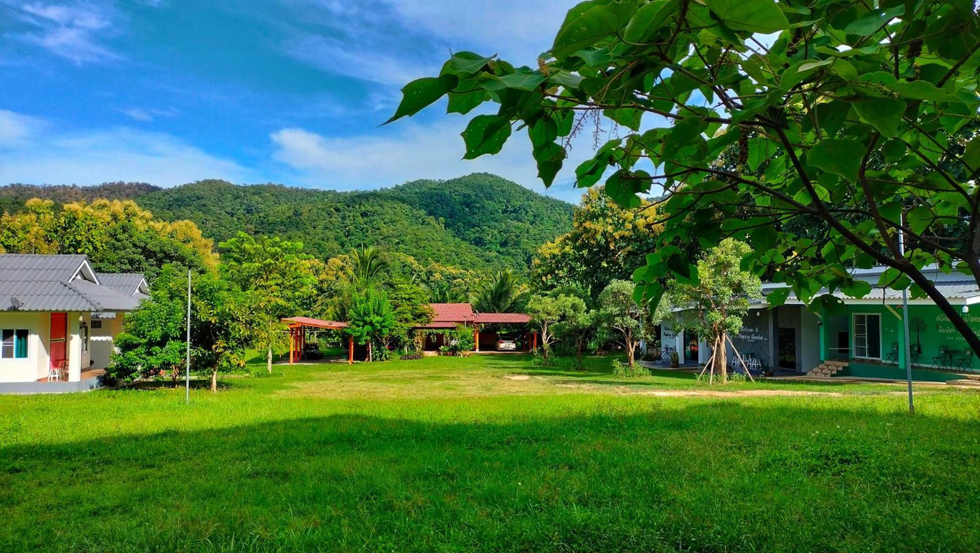 Pimpisa Garden พิมพิศา การ์เด้นท์ Villa Khuang Kom ภายนอก รูปภาพ